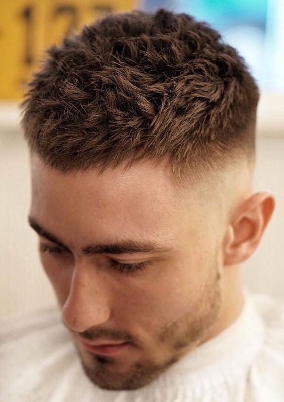 25 top idées de coupes couronne pour homme 5