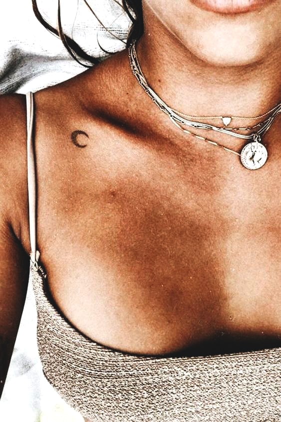 88 petits tatouages mignons et minimalistes pour femmes 67