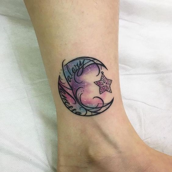 30 idées de tatouages soleil lune pour femme 29