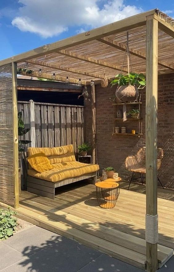 32 idées de pergolas de rêve pour transformer son jardin 9