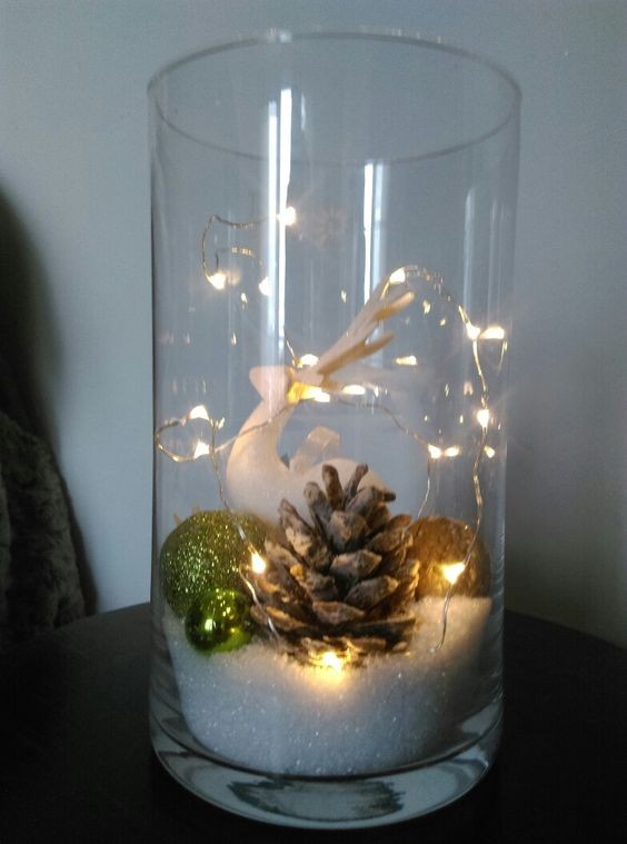 41 Déco de Noël faciles à faire avec une vase ou un verre 31