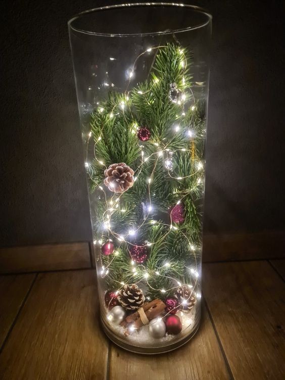 41 Déco de Noël faciles à faire avec une vase ou un verre 42