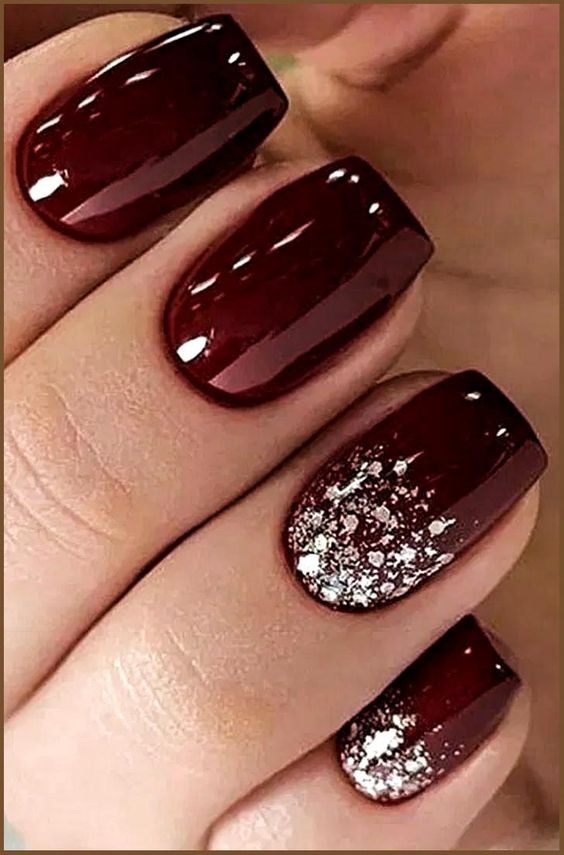 53 Nail art de Noël pour une manucure de fêtes réussie 23