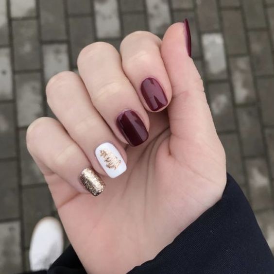 53 Nail art de Noël pour une manucure de fêtes réussie 27