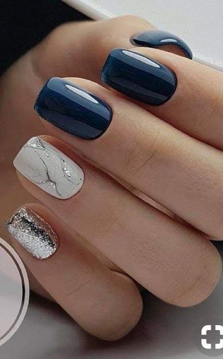 53 Nail art de Noël pour une manucure de fêtes réussie 30