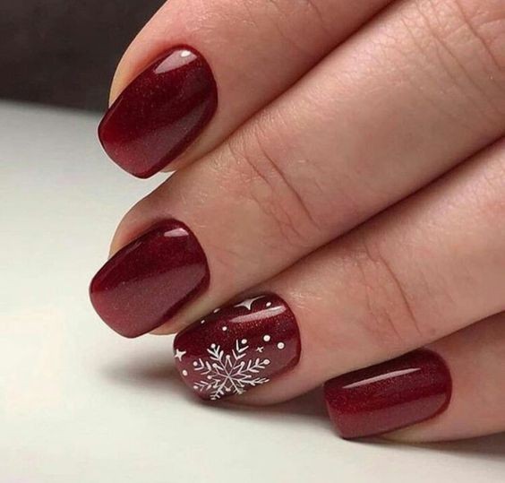 53 Nail art de Noël pour une manucure de fêtes réussie 38