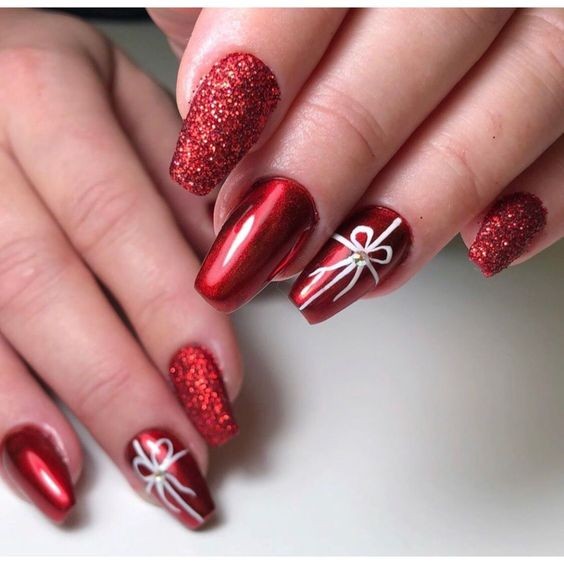 53 Nail art de Noël pour une manucure de fêtes réussie 50