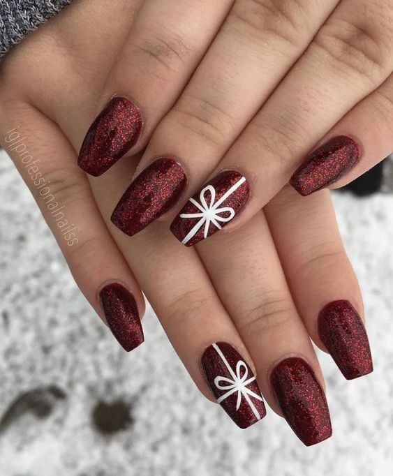 53 Nail art de Noël pour une manucure de fêtes réussie 55