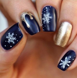 53 Nail art de Noël pour une manucure de fêtes réussie 58