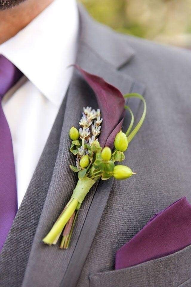 33 idées de décorations de mariage dans les tons violet 27