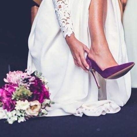 33 idées de décorations de mariage dans les tons violet 29