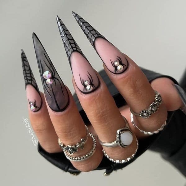 54 idées amusantes et effrayante d'ongles pour la fête d'Halloween 5