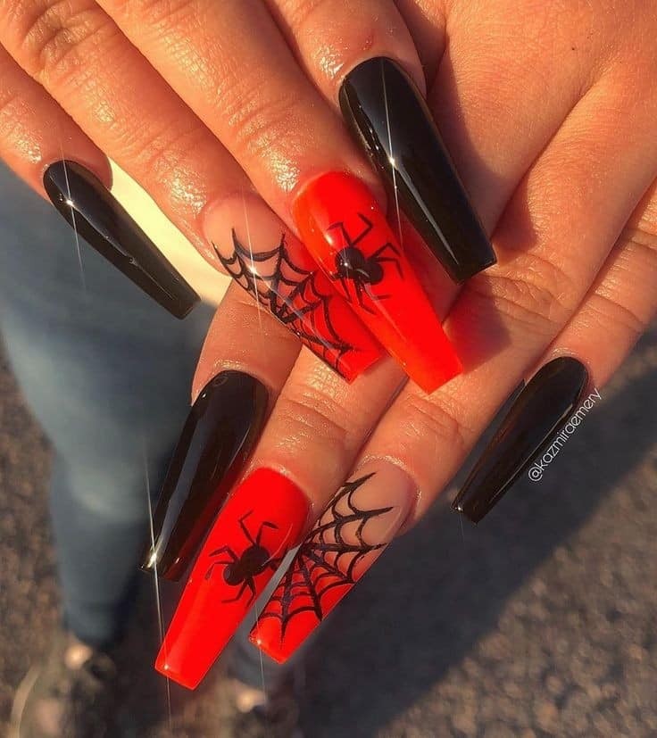 54 idées amusantes et effrayante d'ongles pour la fête d'Halloween 18