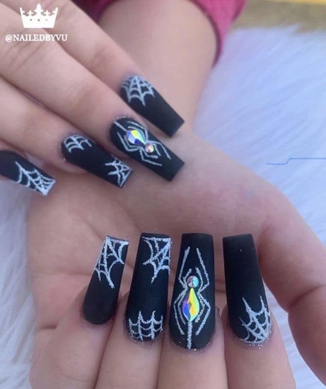 54 idées amusantes et effrayante d'ongles pour la fête d'Halloween 20