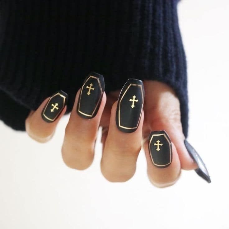 54 idées amusantes et effrayante d'ongles pour la fête d'Halloween 26