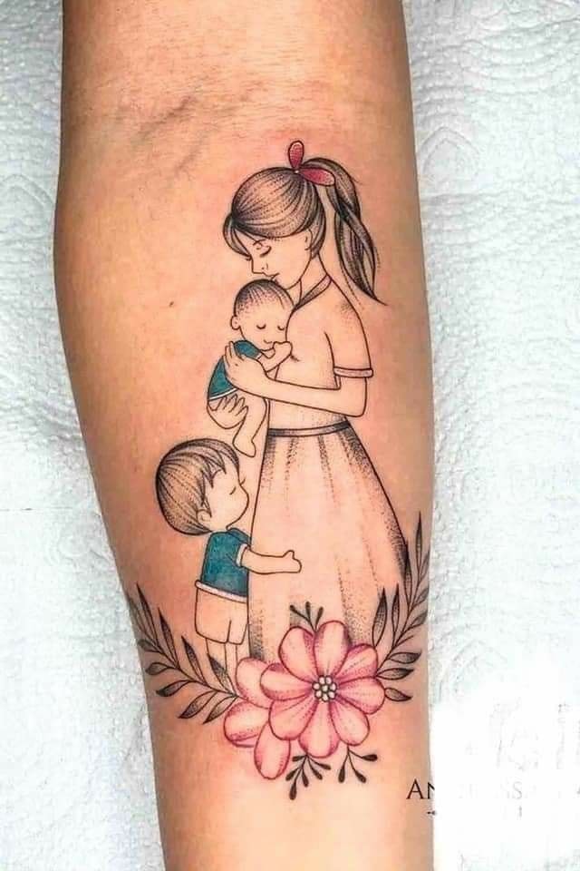 11 idées de tatouages de maman et enfants