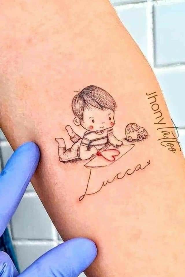 11 idées de tatouages de maman et enfants 8