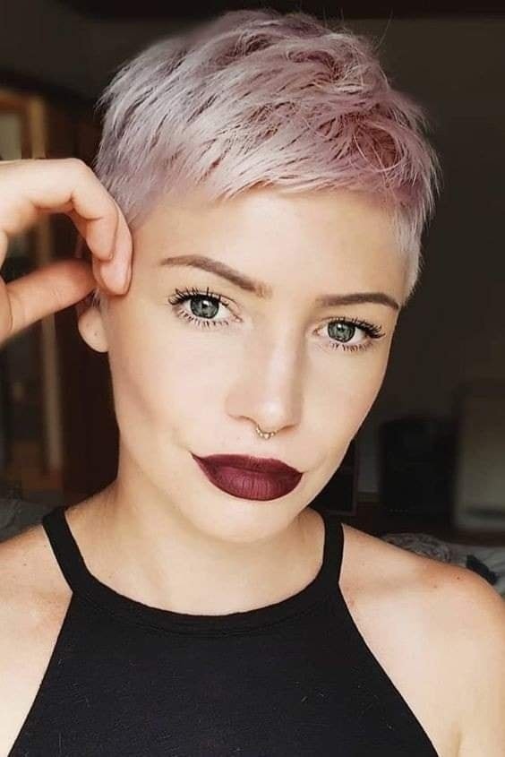 Les 33 plus belles coupes de cheveux courtes de fée pour femmes 33