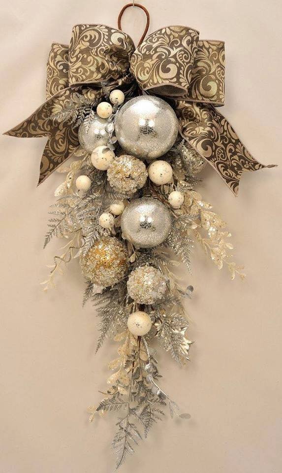 34 belles décorations de Noël pour votre porte 18