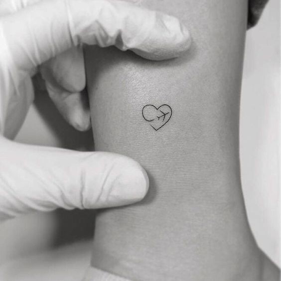 41 Petits tatouages à la fois minimalistes et discrets 24