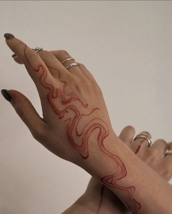 Les 44 plus beaux tatouages minimalistes pour s'inspirer 8