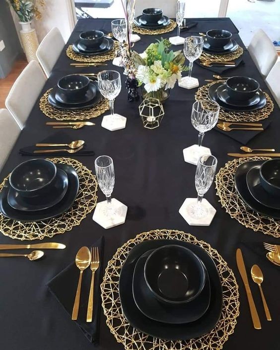 9 Décorations de table de Nouvel an en Noir et Or 6