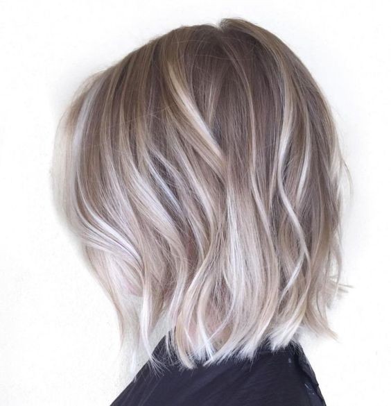 22 coupes au carré avec balayage ombre blond polaire 1