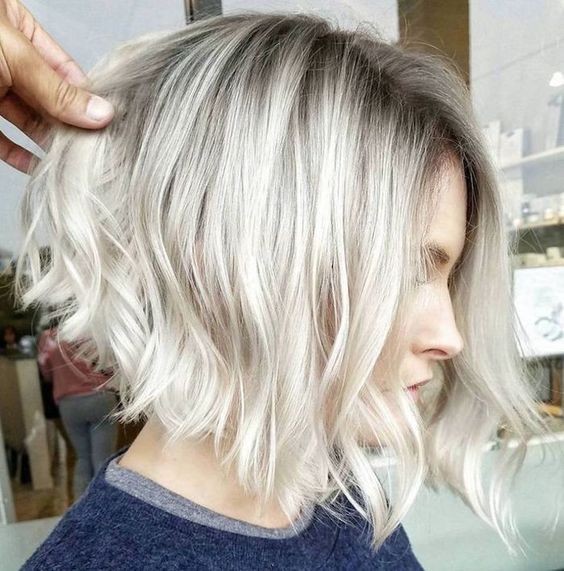 22 coupes au carré avec balayage ombre blond polaire 1