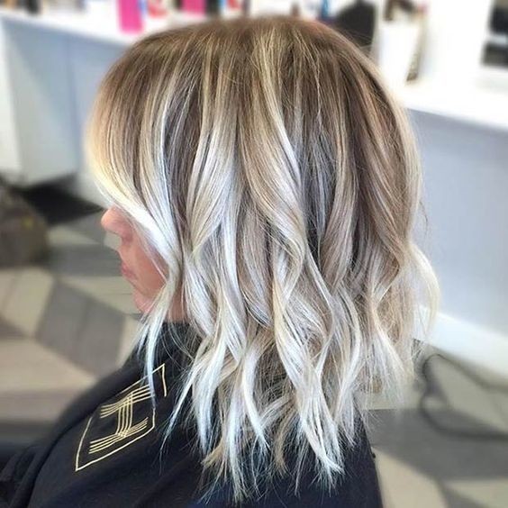 22 coupes au carré avec balayage ombre blond polaire 1