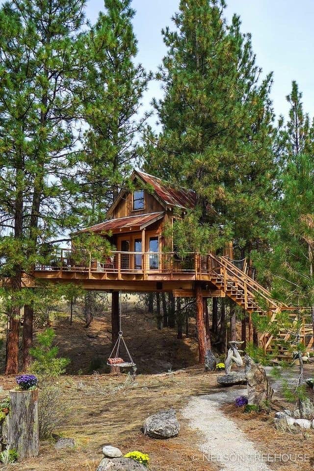 60 cabanes dans les arbres pour vivre vos rêves d'enfance 26