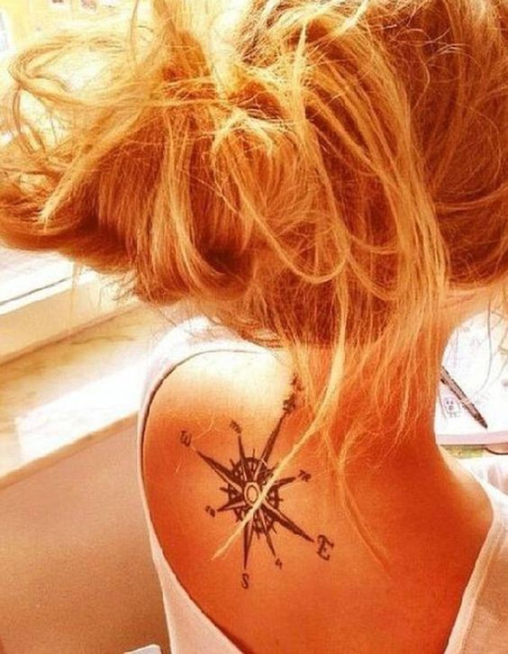 44 tatouages dos qui rendent une femme irrésistible 4