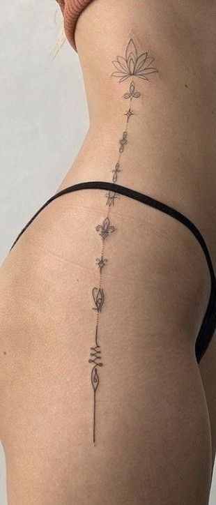 44 tatouages dos qui rendent une femme irrésistible 35