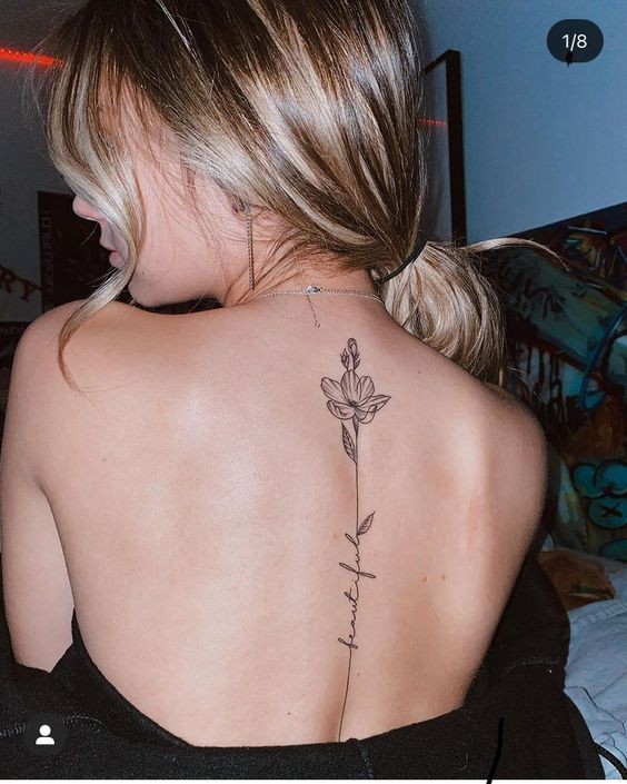 44 tatouages dos qui rendent une femme irrésistible 38