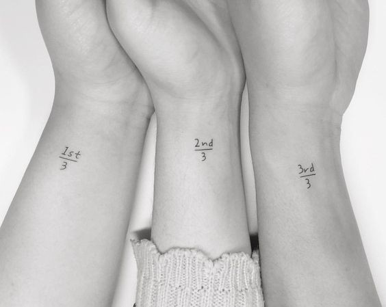 25 petits tatouages sœurs pour célébrer votre lien spécial 1