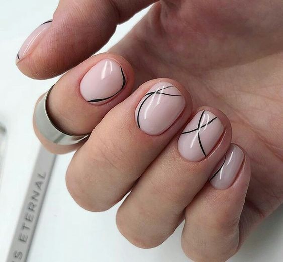 19 idées de déco pour vos ongles courts et simples 11