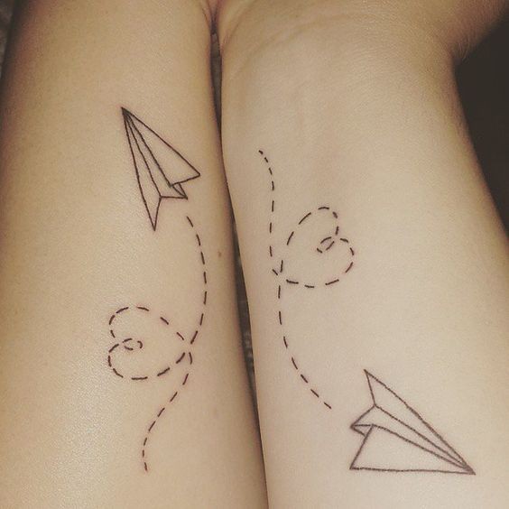 33 petits tatouages meilleures amies pour célébrer ce lien spécial 20