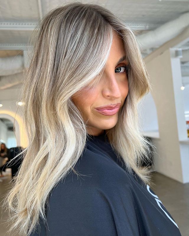 Balayage Blond : 38 Idées Qui Rendent une Femme Irrésistible 26