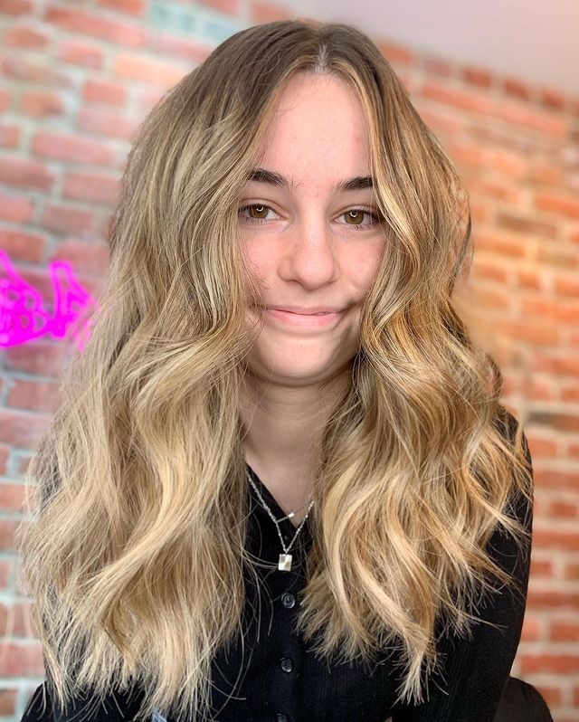 Balayage Blond : 38 Idées Qui Rendent une Femme Irrésistible 36