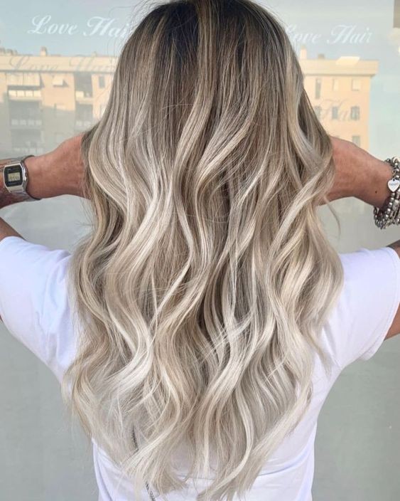 Balayage Blond : 38 Idées Qui Rendent une Femme Irrésistible 5