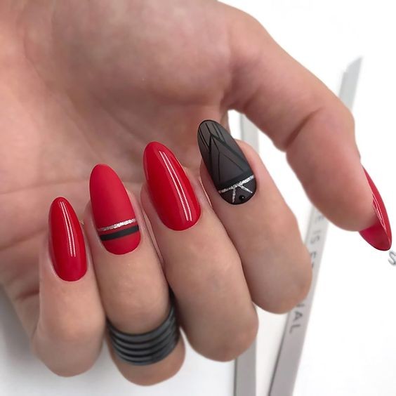 23 façons de porter le rouge sur vos ongles 8