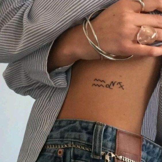 20 idées de tatouages subtils qui ont du sens 11