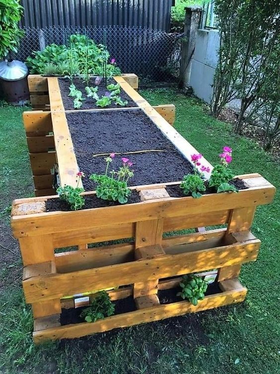 Potager en palette : 41 exemples de fabrications réussies pour t'inspirer 17