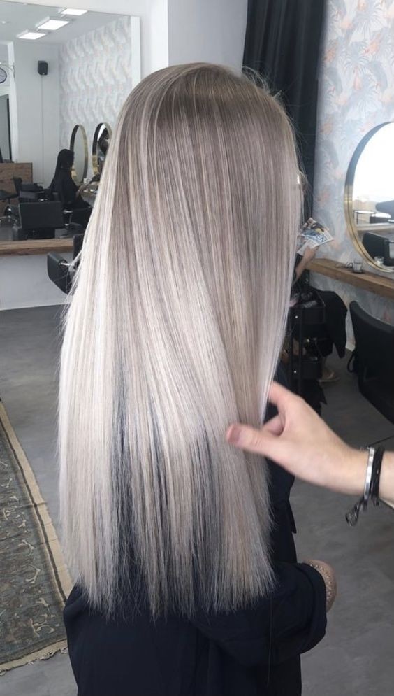 23 Balayages sur cheveux blancs qui rendent une femme irrésistible 11