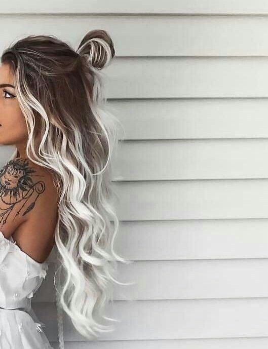 23 Balayages sur cheveux blancs qui rendent une femme irrésistible 21