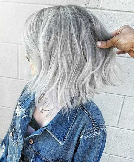 23 Balayages sur cheveux blancs qui rendent une femme irrésistible 22