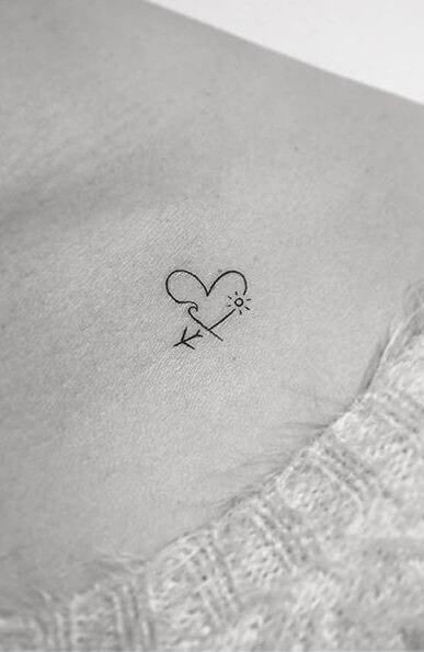 54 top idées de tatouages minimalistes pour femme 46