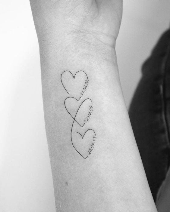 54 top idées de tatouages minimalistes pour femme 54