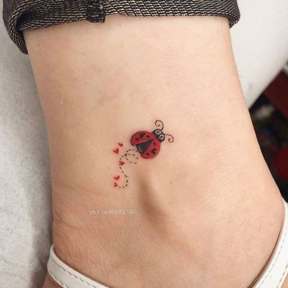 9 Top idées de Tatouages Coccinelle 7