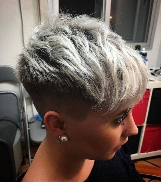 Coupe courte rasée femme : 12 Modèles & Exemples 8