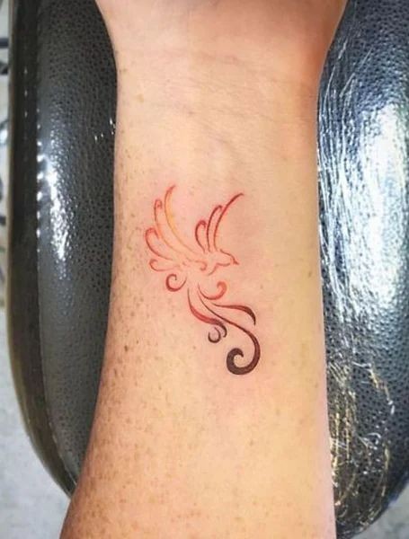 14 superbes tatouages ??de Phoenix pour les femmes 2